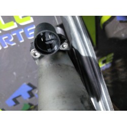 Recambio de elevalunas delantero izquierdo para dacia duster laureate 4x4 referencia OEM IAM 82007338290  