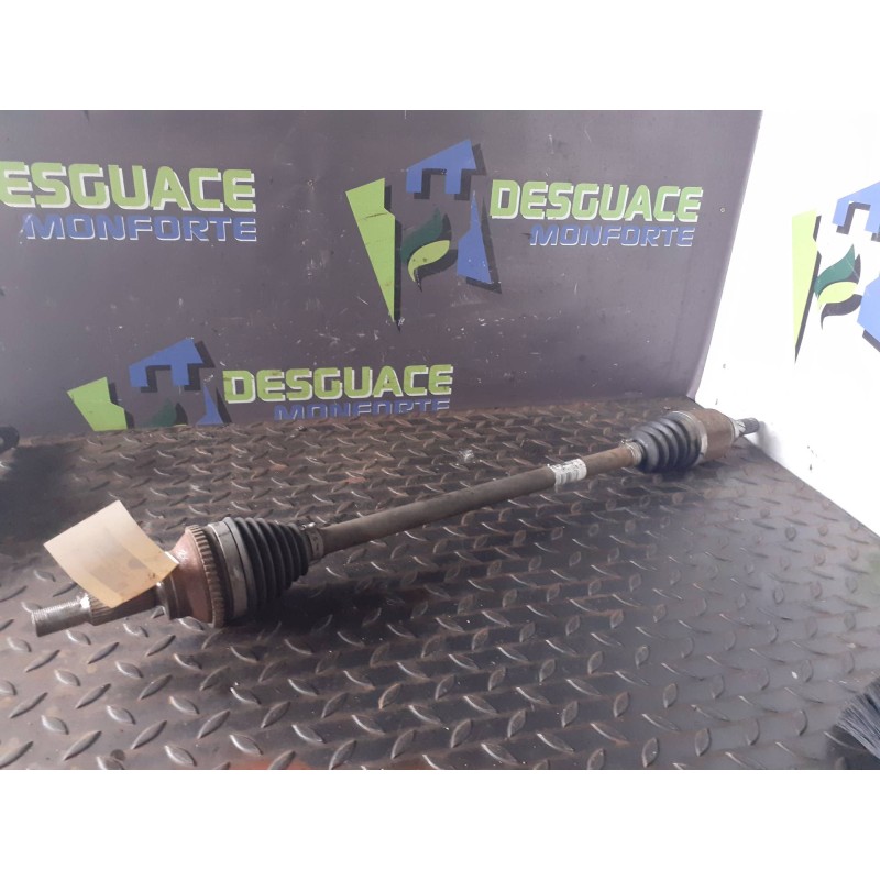 Recambio de transmision trasera derecha para dacia duster laureate 4x4 referencia OEM IAM 8200939996  