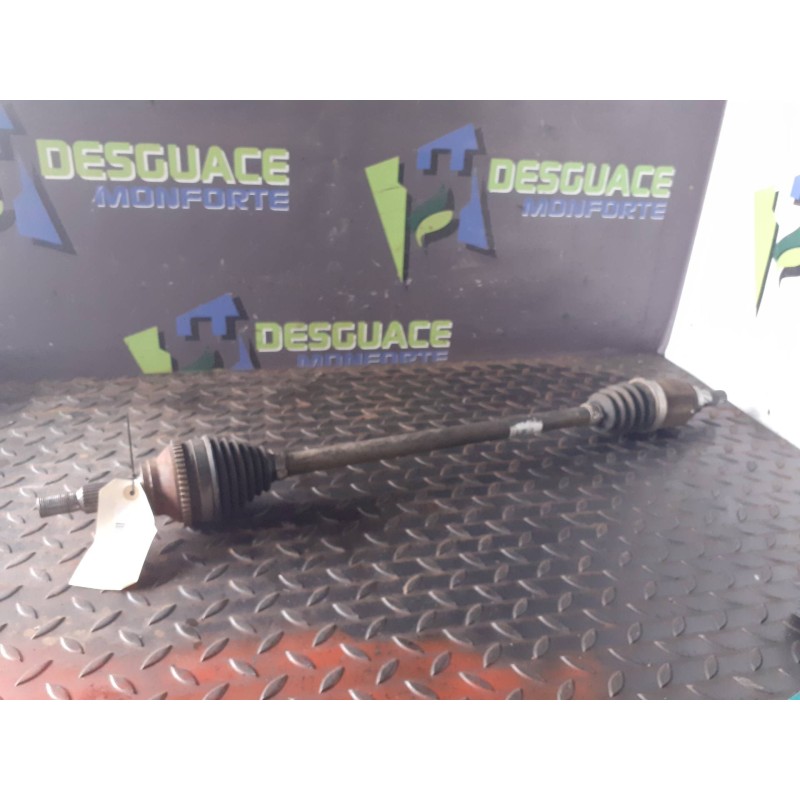 Recambio de transmision trasera izquierda para dacia duster laureate 4x4 referencia OEM IAM 8200939996  