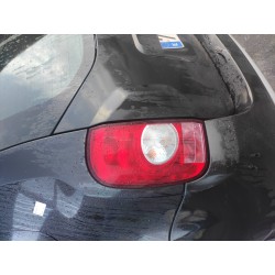 Recambio de piloto trasero izquierdo para dacia duster laureate 4x4 referencia OEM IAM 26210102  