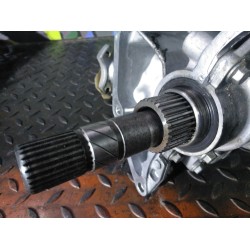 Recambio de diferencial delantero para dacia duster laureate 4x4 referencia OEM IAM 8200988059 8200988060 