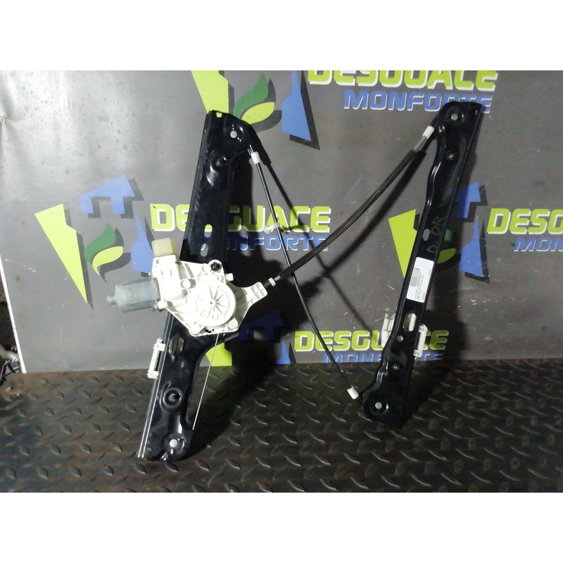 Recambio de elevalunas delantero derecho para bmw serie 3 berlina (e90) 320d referencia OEM IAM 0130822227  