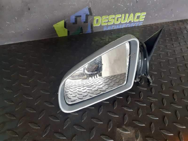 RETROVISOR IZQUIERDO 