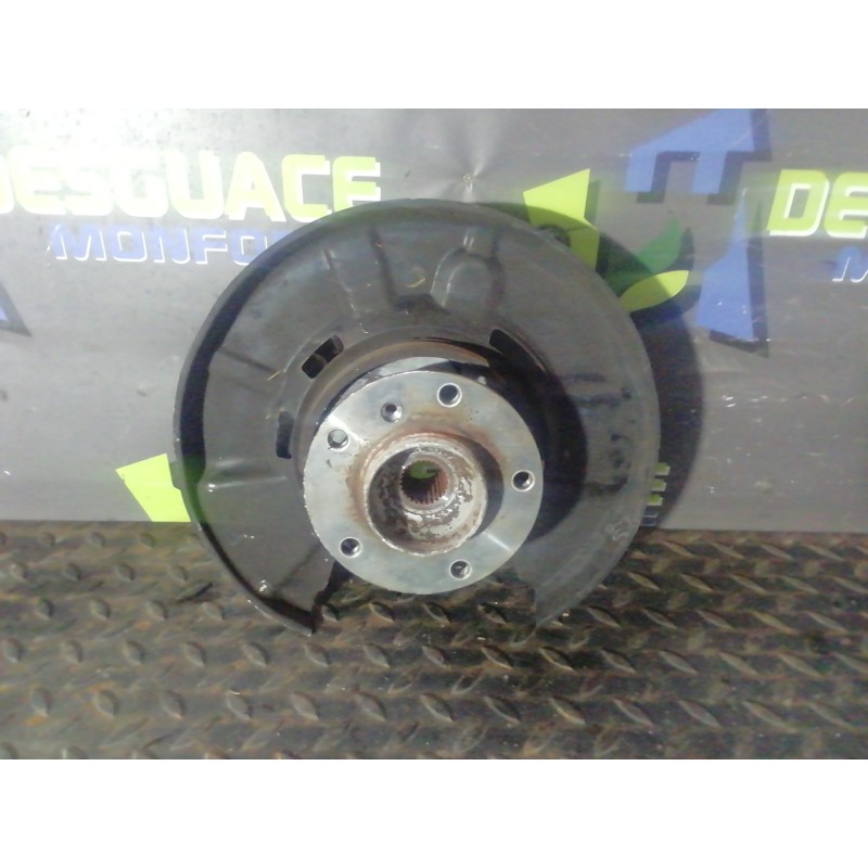 Recambio de mangueta trasera derecha para bmw serie 3 berlina (e90) 320d referencia OEM IAM 676158009  