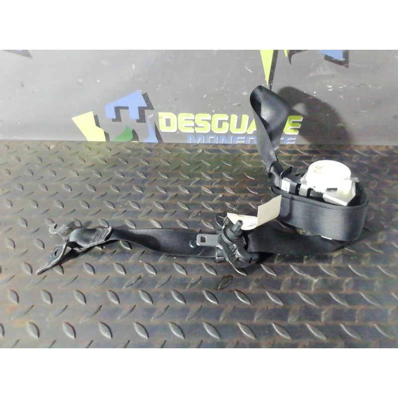 Recambio de cinturon seguridad delantero derecho para bmw serie 3 berlina (e90) 320d referencia OEM IAM 330598492  