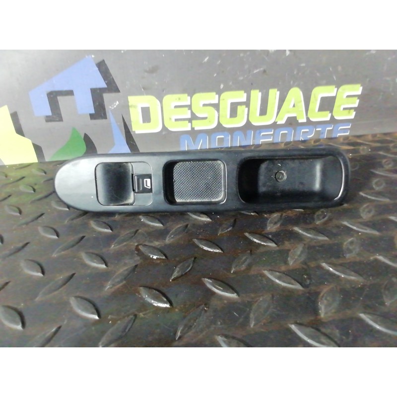 Recambio de mando elevalunas delantero derecho para peugeot 307 (s1) xn referencia OEM IAM 96351625XT  