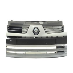 Desguace MonfortePARAGOLPES DELANTERO 8200074471 RENAULTPiezas vehículos|Desguace Monforte