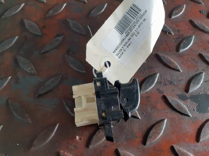 MANDO ELEVALUNAS DELANTERO DERECHO 