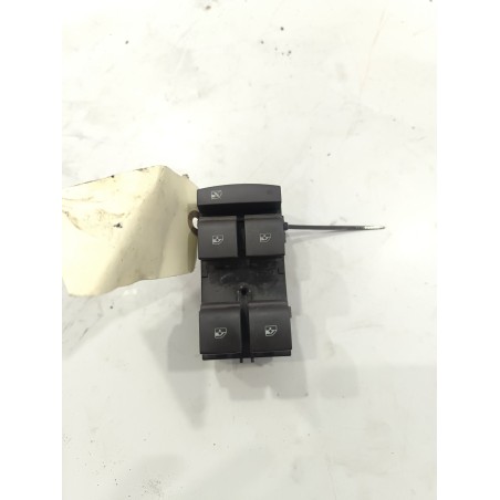 Recambio de mando elevalunas delantero izquierdo para opel meriva b van (s10) 1.6 cdti (75) referencia OEM IAM 13305012  