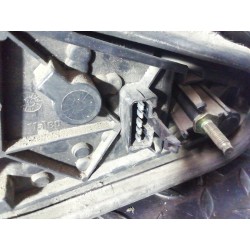 Recambio de piloto trasero derecho para peugeot 106 (s1) 1.1 referencia OEM IAM 2186D  