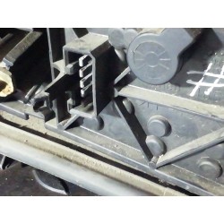 Recambio de piloto trasero izquierdo para peugeot 106 (s1) 1.1 referencia OEM IAM 635084  