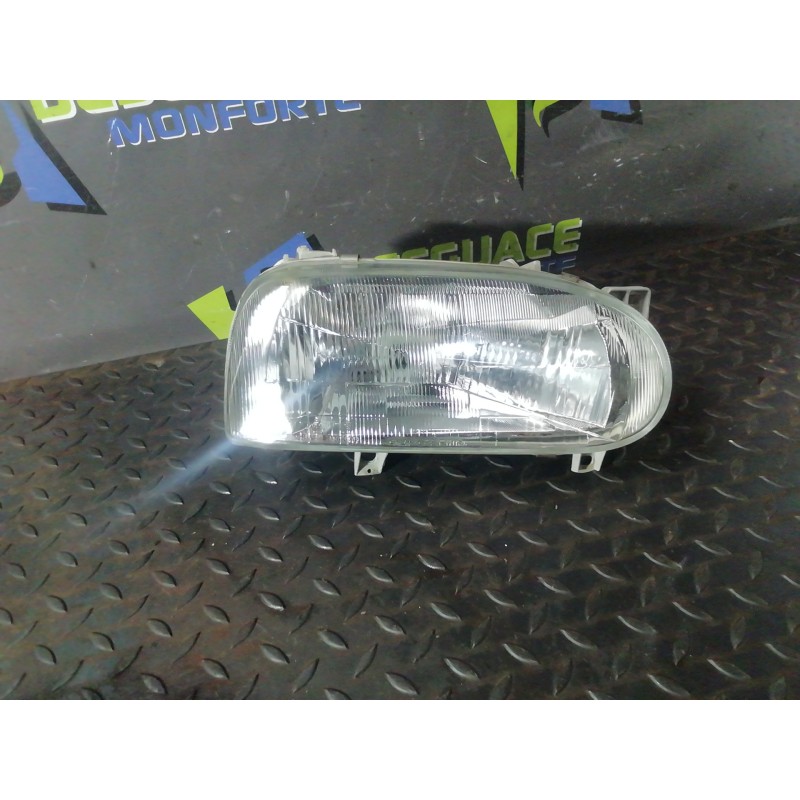 Recambio de faro derecho para volkswagen golf iii berlina (1h1) 1.9 diesel referencia OEM IAM 084411111R  