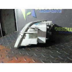 Recambio de faro derecho para volvo v40 familiar 1.9 diesel cat referencia OEM IAM 30899683  