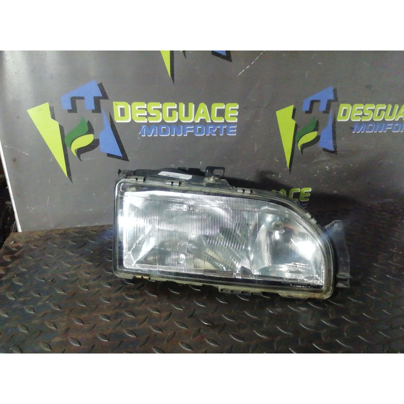 Recambio de faro derecho para ford sierra berlina 2.0 (ohc) referencia OEM IAM 87BG13005SC2A 87BG13N010 