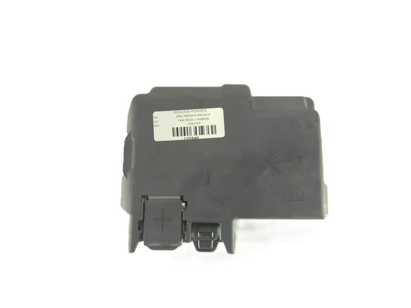 CAJA RELES / FUSIBLES 13362767 