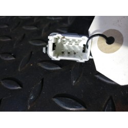 Recambio de interruptor para dacia duster laureate 4x4 referencia OEM IAM 325065B  