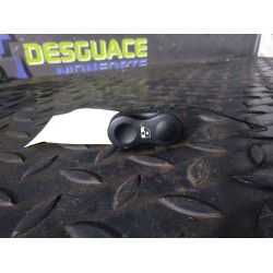 Recambio de mando elevalunas delantero izquierdo para dacia duster laureate 4x4 referencia OEM IAM 602227  