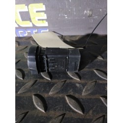 Recambio de warning para dacia duster laureate 4x4 referencia OEM IAM 25177 602232A 