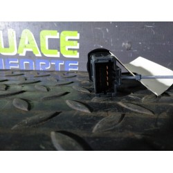 Recambio de warning para dacia duster laureate 4x4 referencia OEM IAM 25177 602232A 