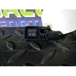 Recambio de sensor para dacia duster laureate 4x4 referencia OEM IAM 8200385078  