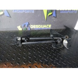 Recambio de tirante trasero izquierdo para dacia duster laureate 4x4 referencia OEM IAM 8200839124 8200839107 8200839119