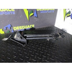 Recambio de tirante trasero derecho para dacia duster laureate 4x4 referencia OEM IAM 8200839124 8200839119 8200841004
