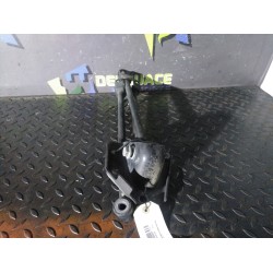 Recambio de tirante trasero derecho para dacia duster laureate 4x4 referencia OEM IAM 8200839124 8200839119 8200841004