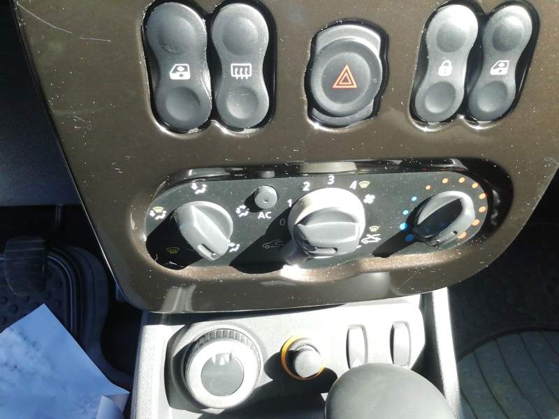 MANDO CALEFACCION / AIRE ACONDICIONADO N106278B T1001639U 