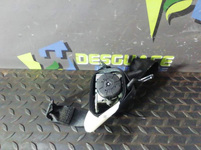 CINTURON SEGURIDAD TRASERO CENTRAL 606091700D 