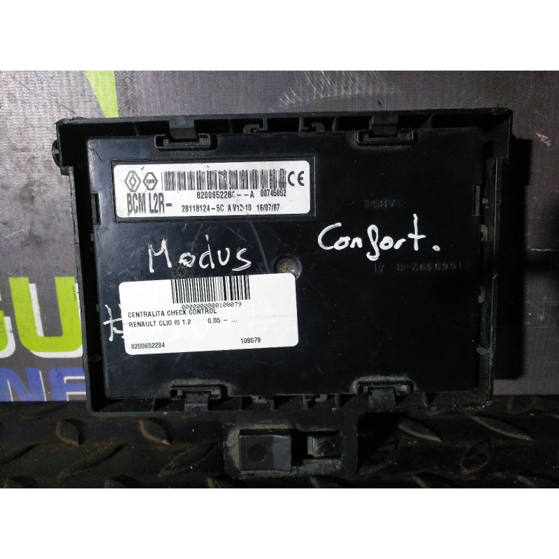 Recambio de centralita check control para renault clio iii 1.2 referencia OEM IAM 8200652284 28118124 