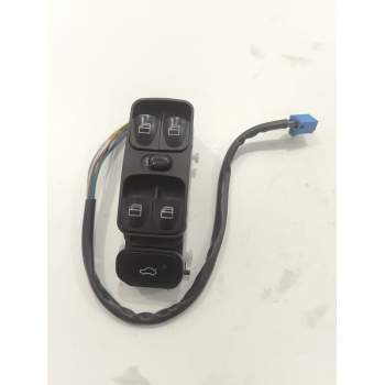 MANDO ELEVALUNAS DELANTERO IZQUIERDO A2038200110 / A2038210679 