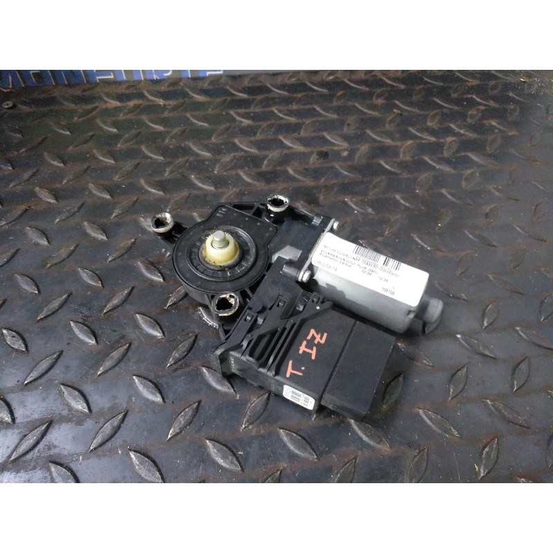 Recambio de motor elevalunas trasero izquierdo para volkswagen golf plus (5m1) bluemotion edition referencia OEM IAM 5M0839401A 