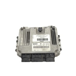 Recambio de centralita motor uce para renault megane ii (bm0/1_, cm0/1_) 1.9 dci referencia OEM IAM 8200527725  