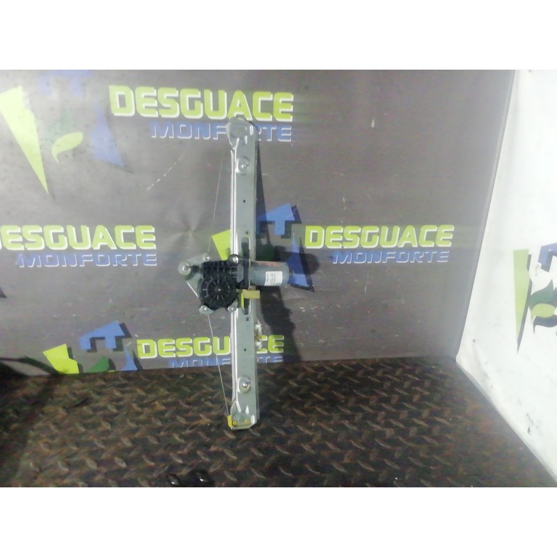 Recambio de elevalunas trasero derecho para bmw serie 3 berlina (e46) 318d referencia OEM IAM 676283620650 119352XXX 