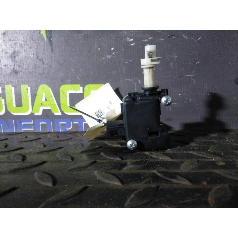 Recambio de tapa exterior combustible para volkswagen golf plus (5m1) bluemotion edition referencia OEM IAM 5M0810773  