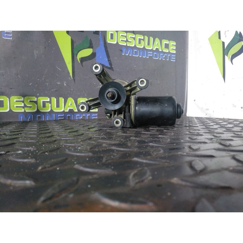 Recambio de motor limpia trasero para nissan primera berlina (p11) 2.0 16v cat referencia OEM IAM 287002F700  