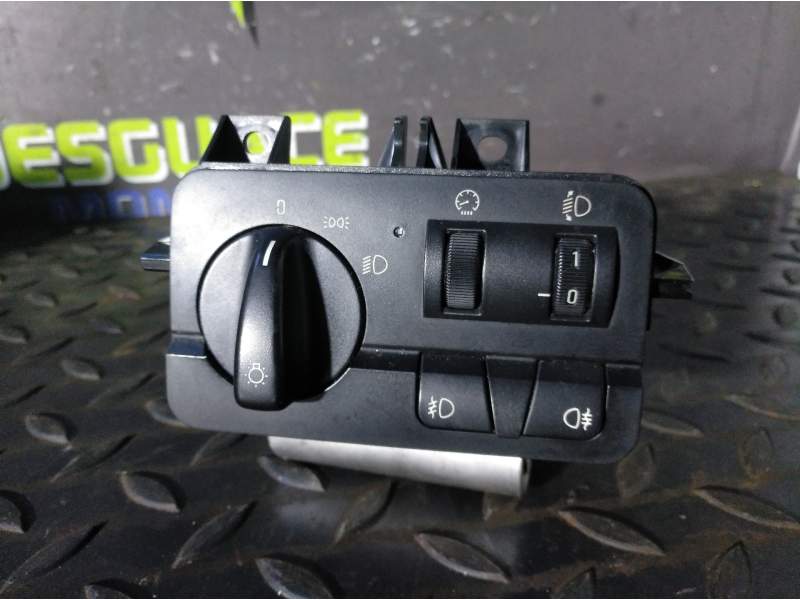 MANDO LUCES 6936832 532228401 0021710