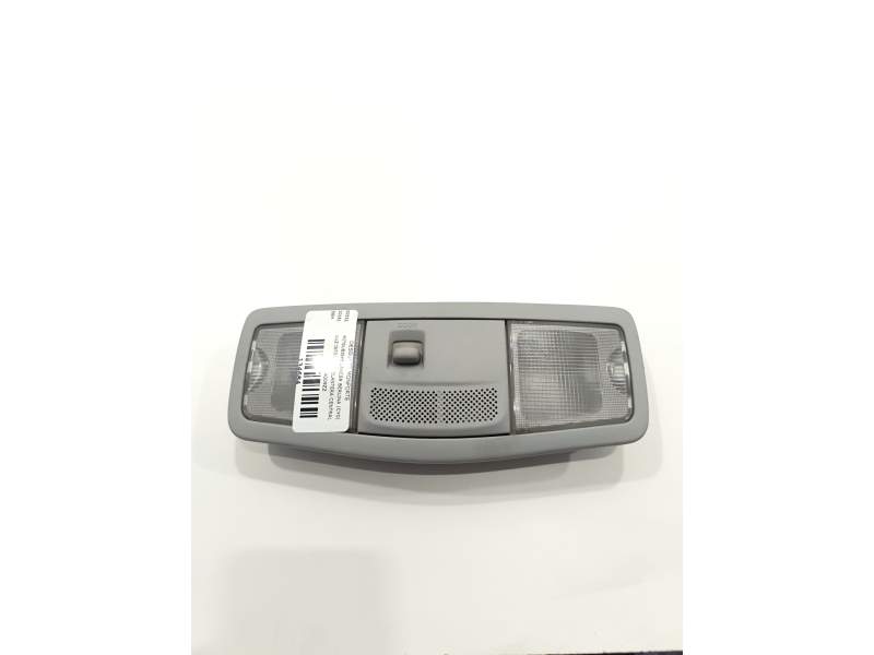LUZ INTERIOR DELANTERA CENTRAL 8401A009ZZ 