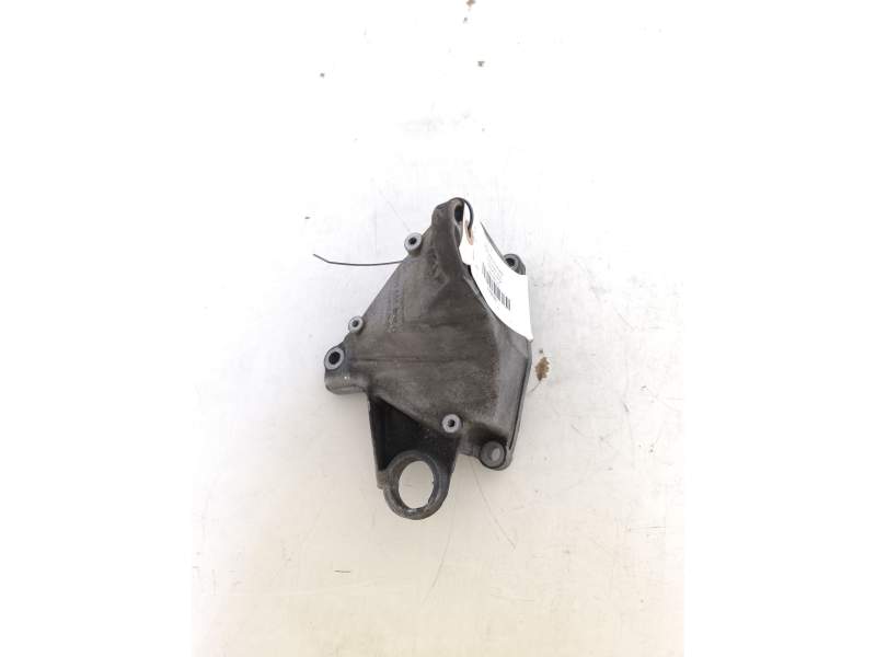 SOPORTE MOTOR 8D0399114L 