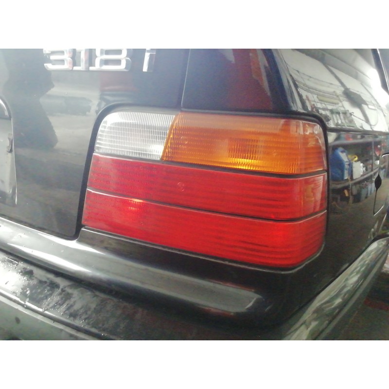 Recambio de piloto trasero derecho para bmw serie 3 berlina (e36) 318i referencia OEM IAM 1387070T 195002B263356 