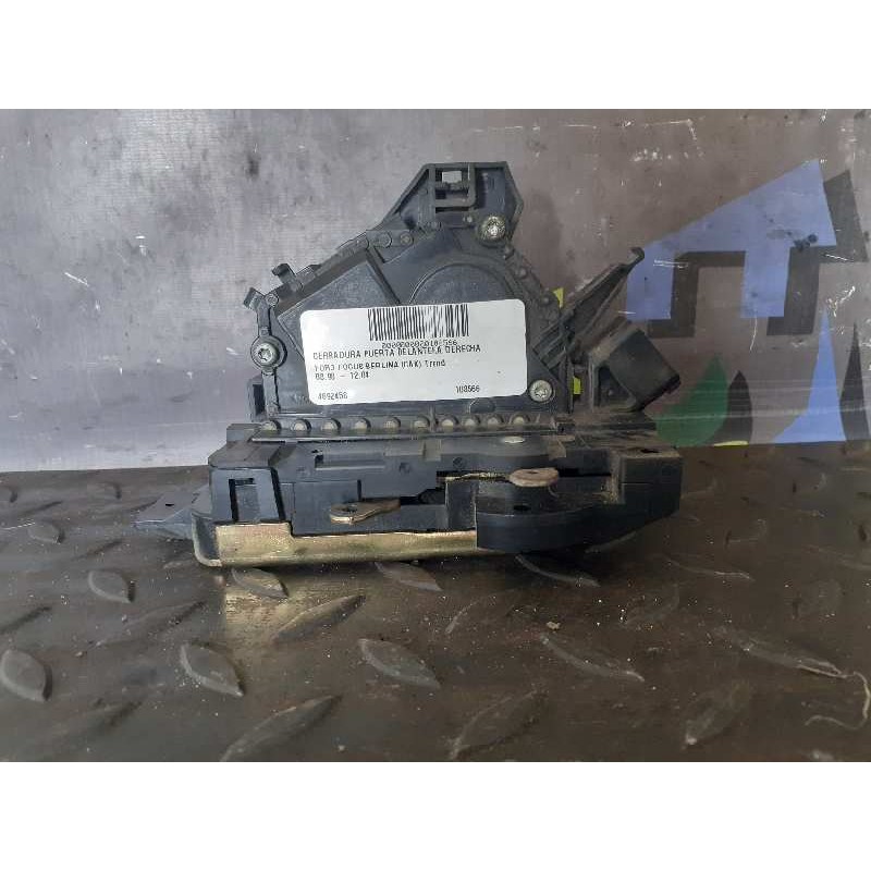 Recambio de cerradura puerta delantera derecha para ford focus berlina (cak) trend referencia OEM IAM 4692458  