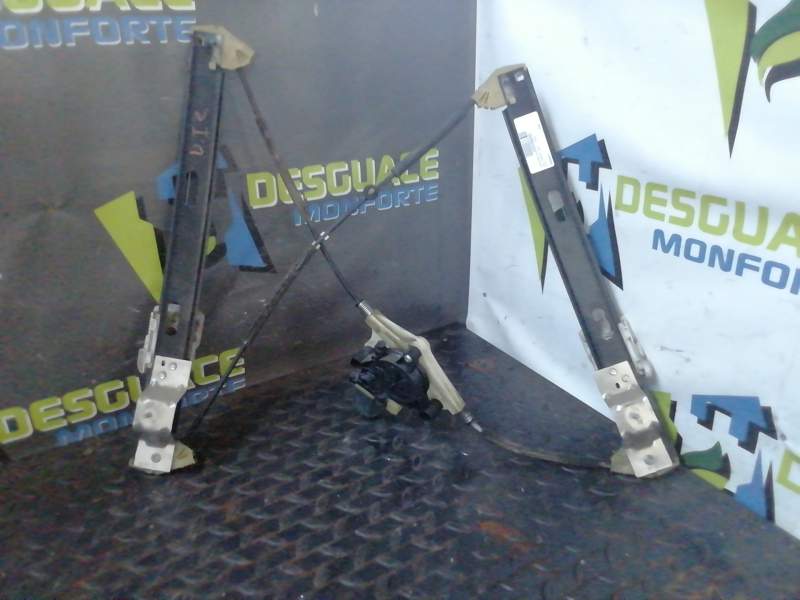 ELEVALUNAS DELANTERO IZQUIERDO 5Q0959801B 5F4837461D 