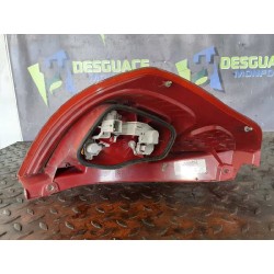 Recambio de piloto trasero derecho para ford fiesta (cb1) ambiente referencia OEM IAM 8A6113404A  