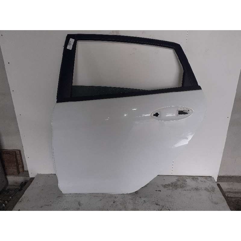 Recambio de puerta trasera izquierda para ford fiesta (cb1) ambiente referencia OEM IAM 1692503  
