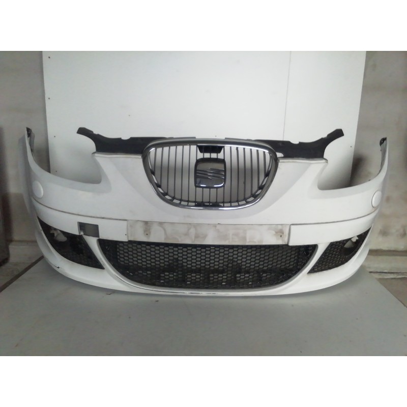 Recambio de paragolpes delantero para seat toledo (5p2) sport-up referencia OEM IAM 5P0807231  