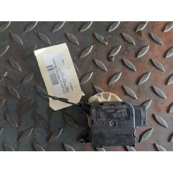 MOTOR APERTURA TRAMPILLAS CLIMATIZADOR 8E1820511C 0132801302 