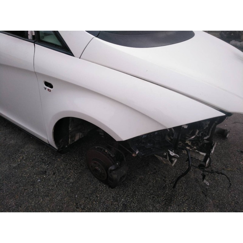 Recambio de aleta delantera derecha para seat toledo (5p2) sport-up referencia OEM IAM   