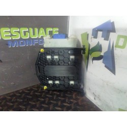 Recambio de caja reles / fusibles para ford mondeo ber. (ca2) ghia referencia OEM IAM 7G9T14A073DB  