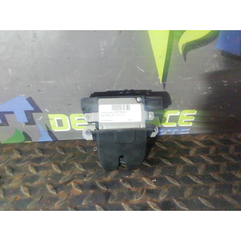 Recambio de cerradura maletero / porton para ford mondeo ber. (ca2) ghia referencia OEM IAM 3M51R442A66AR  