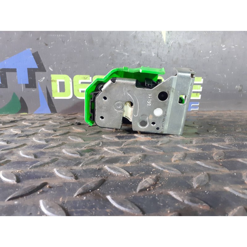 Recambio de cerradura puerta delantera derecha para alfa romeo giulietta (191) distinctive referencia OEM IAM 50522863  